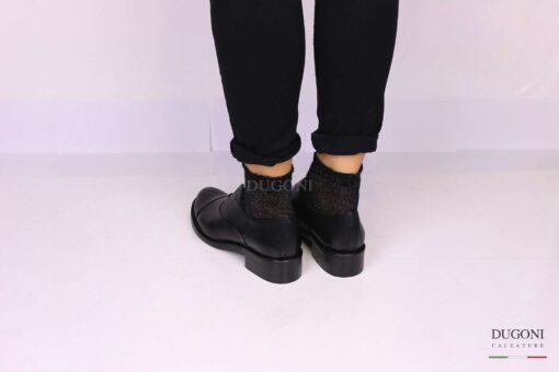 Slip on  in pelle nera  </br> D663 Scarpe donna