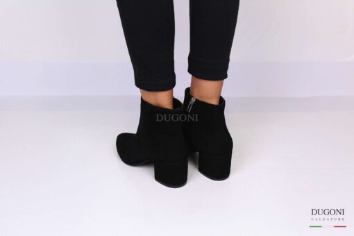 Stivaletto sfilato camoscio nero <Br> D1233 Outlet