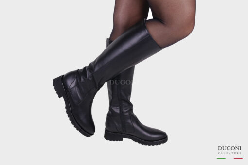 Stivale carrarmato in pelle nera </br> D1354 Scarpe donna