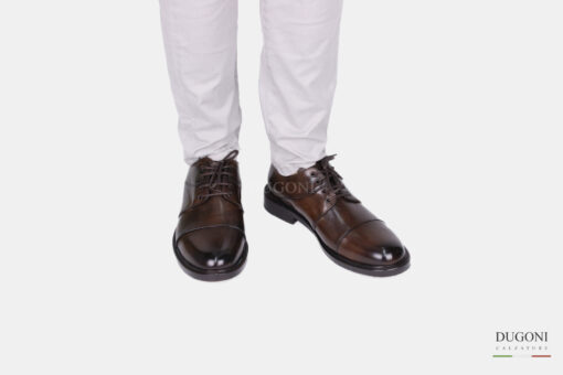 Stringata marrone fondo iniezione  </br> U339 Calzature uomo
