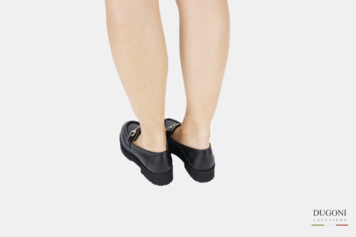 Mocassino in pelle nero con accessorio </br> D1471 Mocassini
