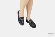 Mocassino in pelle nero con accessorio </br> D1471 Mocassini