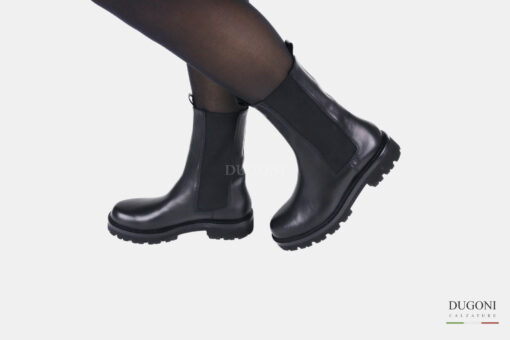 Stivale in pelle nero con elastici </br> D1544 Scarpe donna