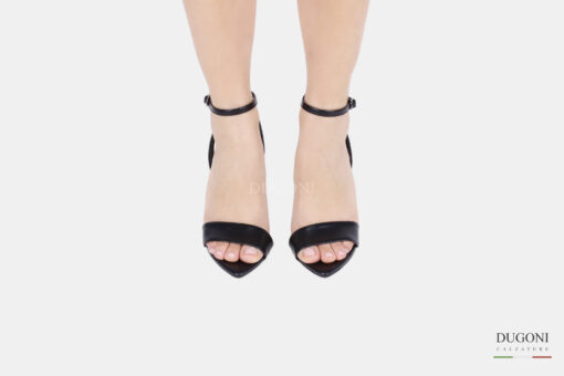 Sandalo minimal in pelle nero <br/>D1504 Outlet