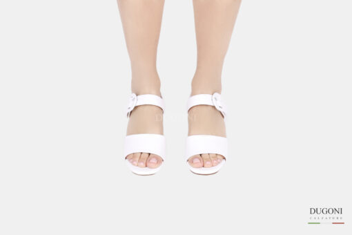 Sandalo in pelle bianco </br> D1526 Outlet
