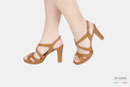 Sandalo pelle marrone chiaro </br> D1285 Sandali