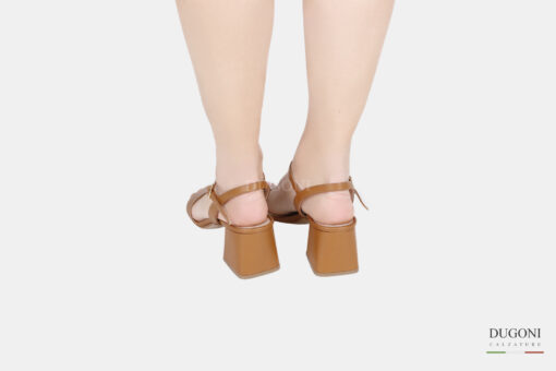 Sandalo in pelle con cinturino alla caviglia </br> D1525 Outlet