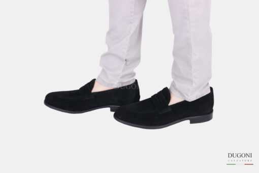 Mocassino in camoscio nero  </br> U353 Calzature uomo