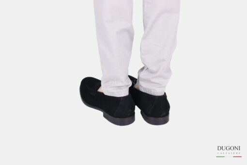 Mocassino in camoscio nero  </br> U353 Calzature uomo
