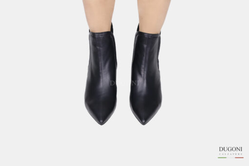 Tronchetto in pelle nero con elastici </br> D1564 Scarpe donna