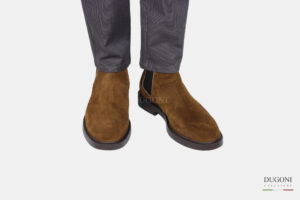 Stivaletto in camoscio marrone chiaro con elastici_BRECOS  <br> U361 Calzature uomo