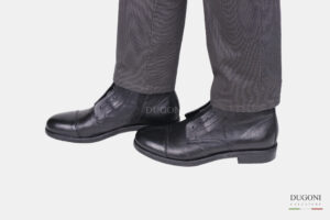 Anfibio nero senza lacci   <br> U364 Calzature uomo