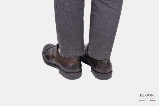 Stringata in pelle marrone senza lacci    <br> U371 Calzature uomo