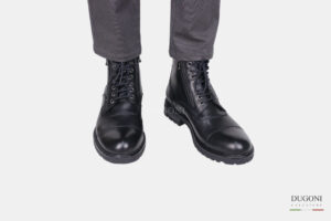 Stivaletto  in pelle nera  lacci e cerniere _JP DAVID <br> U366 Calzature uomo