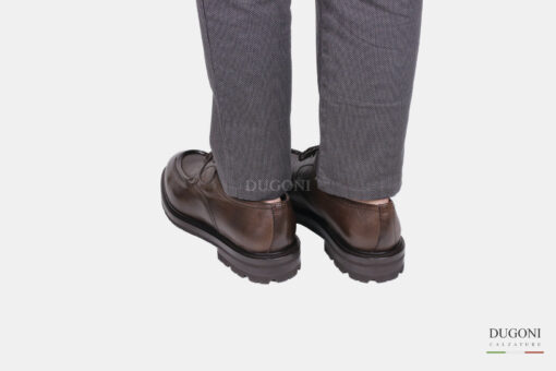 Stringata in pelle marrone_Brecos    <br> U369 Calzature uomo