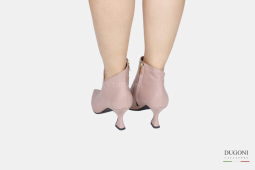 Tronchetto in pelle rosa cipria </br> D1581 Outlet