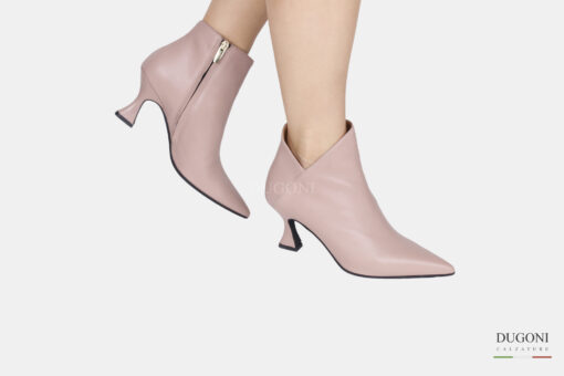 Tronchetto in pelle rosa cipria </br> D1581 Outlet