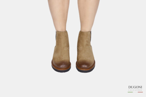 Stivaletto in pelle cammello  con elastici </br> D1584 Scarpe donna