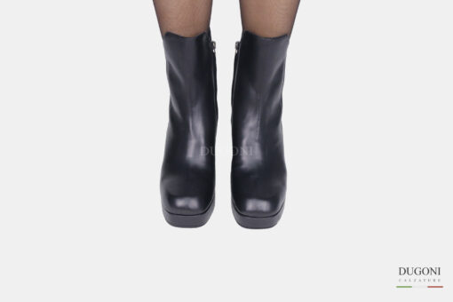 Stivaletto plateau in pelle nero punta quadrata </br> D1598 Scarpe donna
