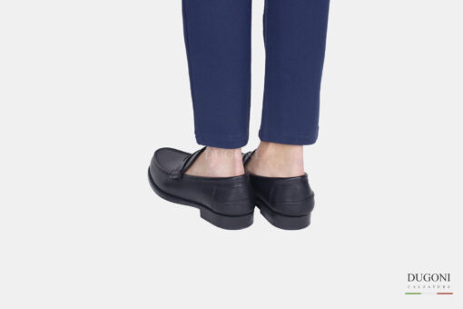 Mocassino in pelle nera_suola gomma   <br> U375 Calzature uomo