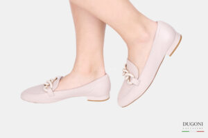 Mocassino con catena in pelle beige </br> D1614 Mocassini