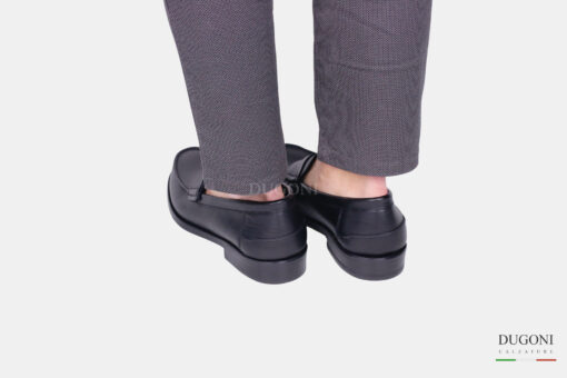 Mocassino nero  in pelle  morbida  </br> U384 Calzature uomo