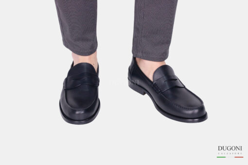 Mocassino nero  in pelle  morbida  </br> U384 Calzature uomo