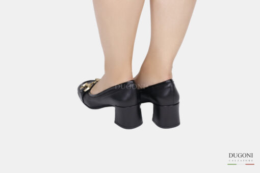 Décolleté in pelle nera con accessorio </br> <span>-lavorazione a sacchetto-</span>D1709 Outlet