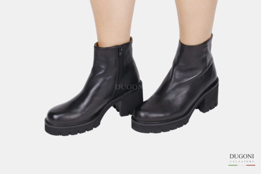 Stivaletto in pelle nera con tacco e plateau ExtraLight   </br> D1710 Scarpe donna