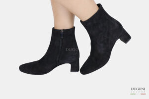 Stivaletto in camoscio nero </br> <span>-lavorazione a saccchetto-</span></br> D1712 Outlet
