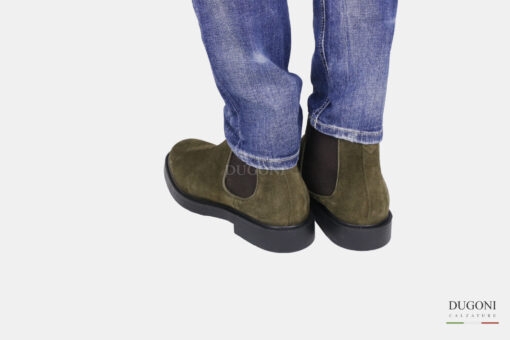 Stivaletto in camoscio verde con elastici _BRECOS   <br> U392 Calzature uomo