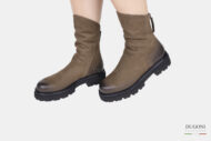 Stivaletto in pelle stretch color fango </br> D1732 Scarpe donna