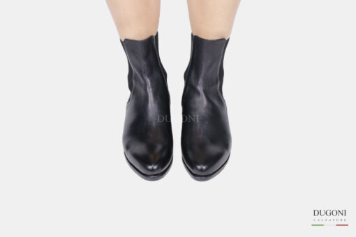 Stivaletto in pelle nera con elastici </br> D1743 Scarpe donna