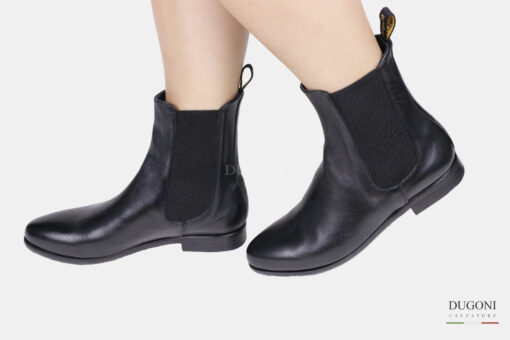 Stivaletto in pelle nera con elastici </br> D1743 Scarpe donna