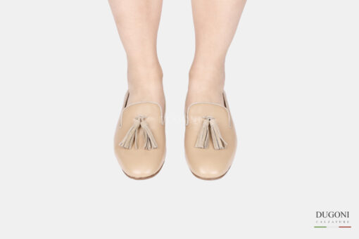 Mocassino in pelle beige con nappine </br><span>-lavorazione a sacchetto-</span></br> D1753 Mocassini