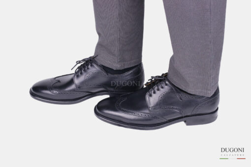 Stringata pelle nero a sacchetto </br> U413 Calzature uomo