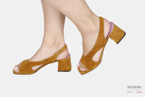 Sandalo in camoscio marrone cuoio Le gazzelle </br> D1800 Outlet