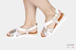 Sandalo  zeppa in pelle bianco e laminati </br> D1812 Scarpe donna
