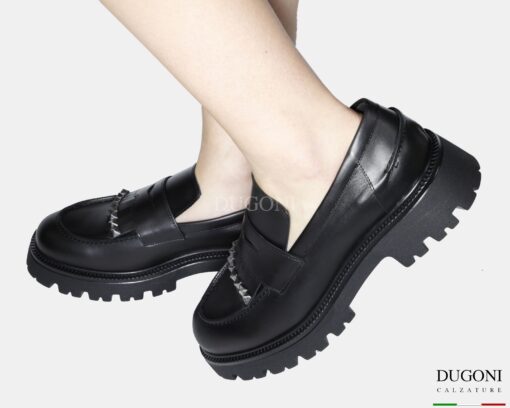 Mocassino borchie in pelle nero</br> D1845 Mocassini
