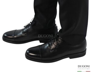 Derby calibrata  in pelle nera </br> <span>-plantare estraibile- </span></br> U439 Calzature uomo Derby calibrata  in pelle nera </br> <span>-plantare estraibile- </span></br> U439 Calzature uomo