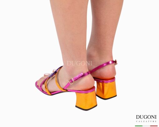 Sandalo mignon  in pelle fucsia   Le gazzelle </br> D1896 Outlet