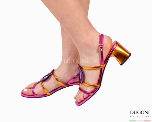 Sandalo mignon  in pelle fucsia   Le gazzelle </br> D1896 Outlet