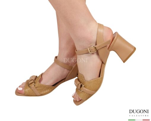 Sandalo in pelle nude con accessorio </br> D1927 Sandali