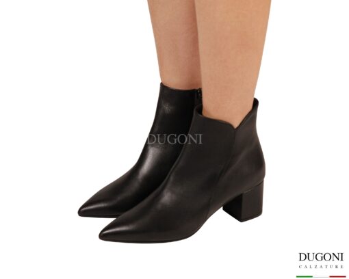 Tronchetto in pelle nero</br> <span>-lavorazione a sacchetto-</span></br> D1941 Scarpe donna
