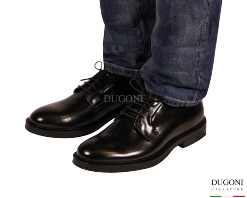 Derby bombata in pelle nera abrasivata <br/>DUGONI <br/>U464 Calzature uomo