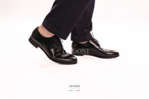 Derby in pelle abrasivata nera</br> <span>-lavorazione blake- </span></br>BRECOS  </br> U423 Calzature uomo