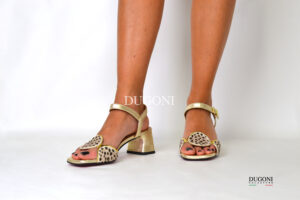 Sandalo in pelle platino e cavallino beige  leopardato</br>Le gazzelle </br> D2007 Sandali