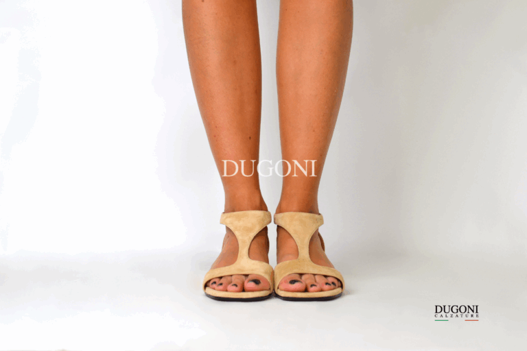 Sandalo basso in camoscio beige tallone chiuso </br>Le gazzelle </br> D2012 Sandali bassi