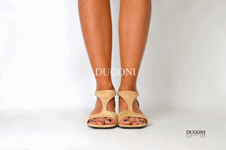 Sandalo basso in camoscio beige tallone chiuso </br>Le gazzelle </br> D2012 Sandali bassi