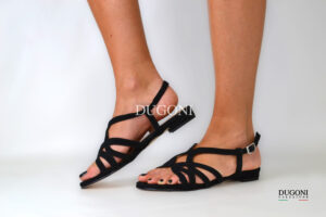 Sandalo mignon in camoscio nero  </br>Dugoni </br> D2021 Outlet